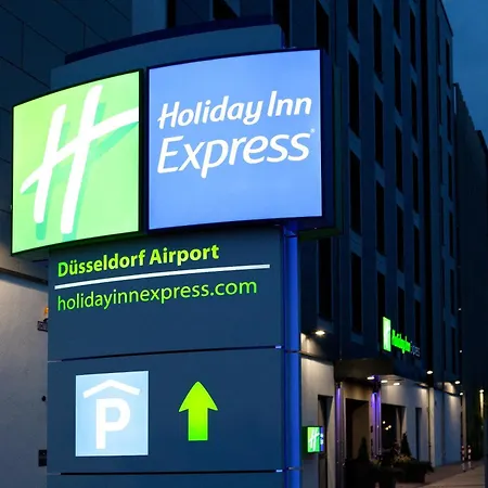 Holiday Inn Express - Duesseldorf Airport-2